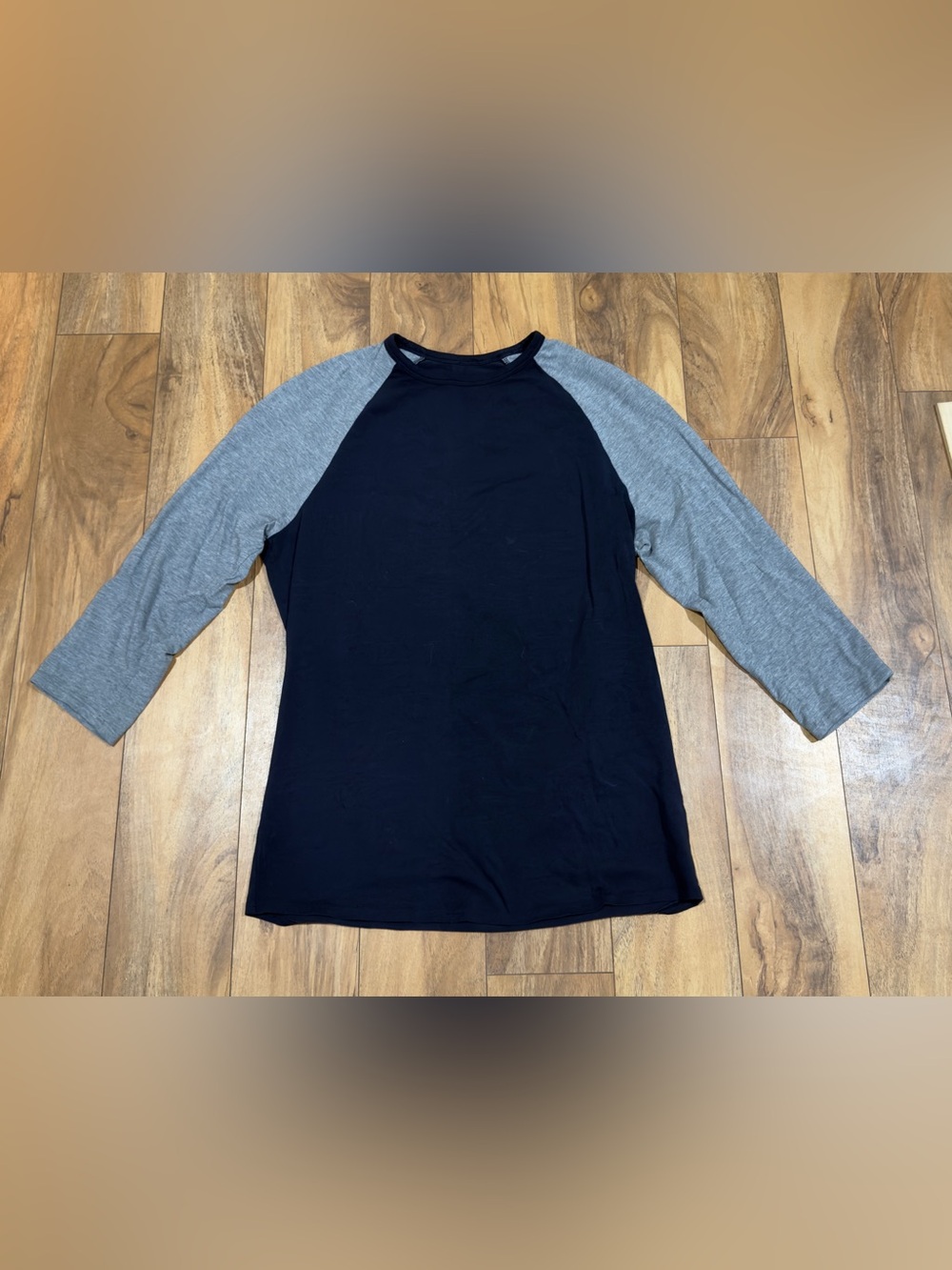 Lululemon Men’s Raglan Baseball 3/4 Sleeve Tee Black/Gray Size M